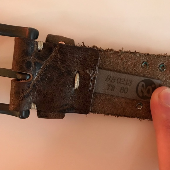 B. Belt Studded Leather Belt, Rose Gold main image 5